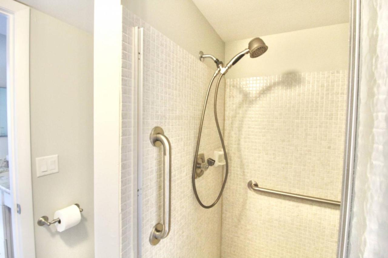 Ocean Breeze Condo Jensen Beach Eksteriør billede