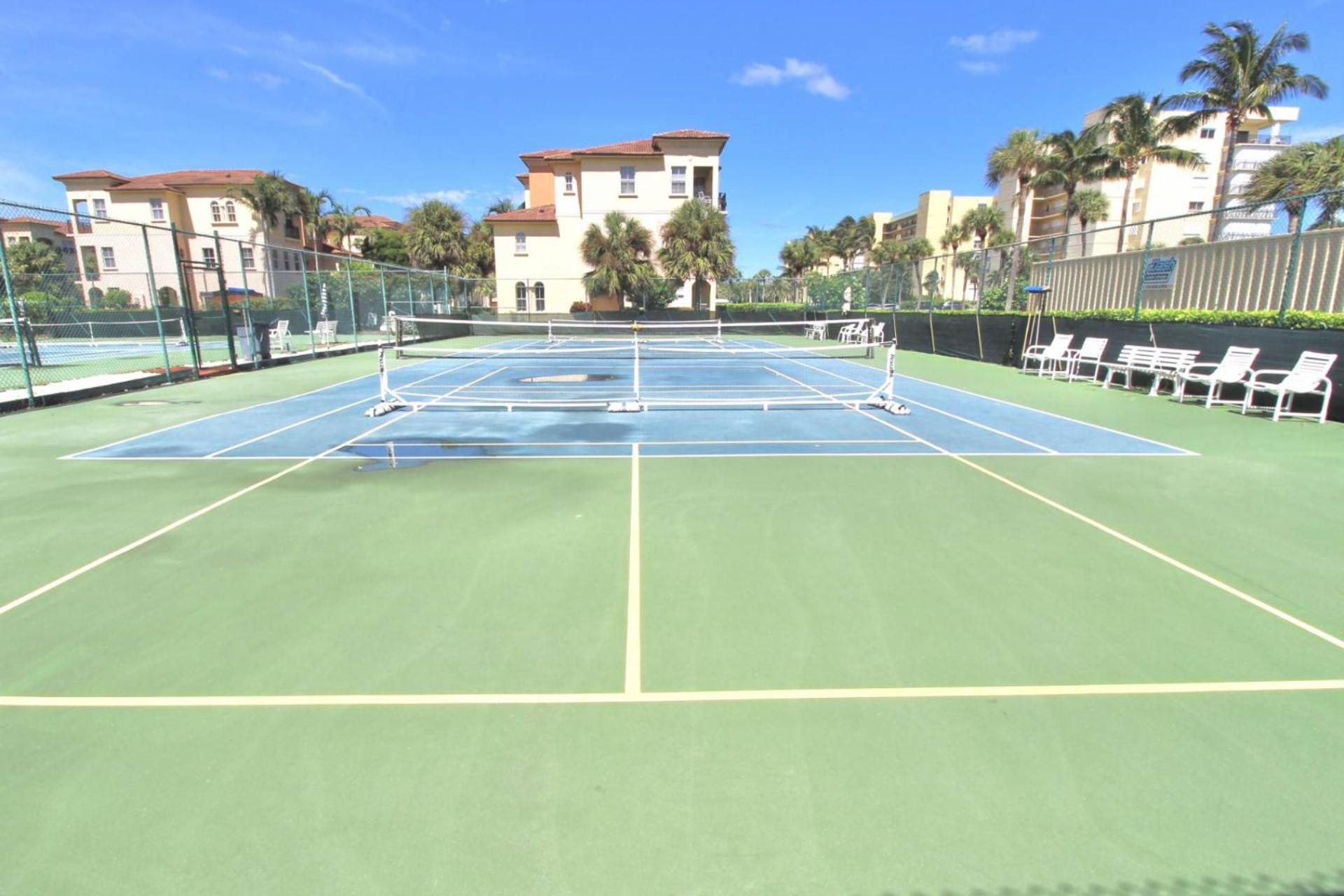 Ocean Breeze Condo Jensen Beach Eksteriør billede